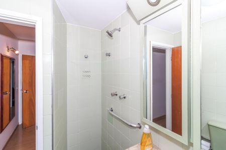 Apartamento à venda com 133m², 3 quartos e 2 vagasBanheiro da Suíte