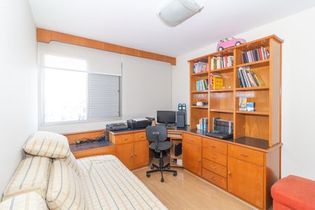 Apartamento à venda com 133m², 3 quartos e 2 vagasQuarto 1
