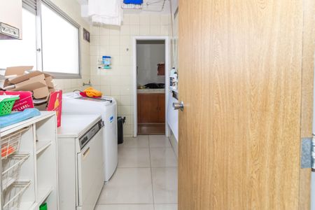 Apartamento à venda com 133m², 3 quartos e 2 vagasÁrea de Serviço