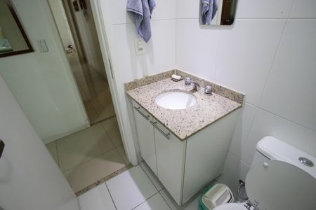 Apartamento à venda com 120m², 4 quartos e 2 vagasBanheiro da Suíte 1