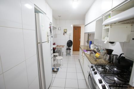 Apartamento à venda com 120m², 4 quartos e 2 vagasCozinha