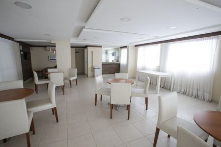 Apartamento à venda com 120m², 4 quartos e 2 vagasÁrea comum - Salão de festas