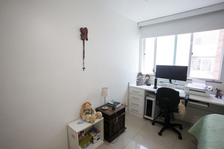 Apartamento à venda com 120m², 4 quartos e 2 vagasQuarto Suíte 2