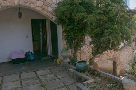 Casa para alugar com 400m², 4 quartos e 10 vagasÁrea externa