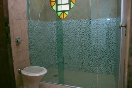 Casa para alugar com 400m², 4 quartos e 10 vagasBanheiro 2