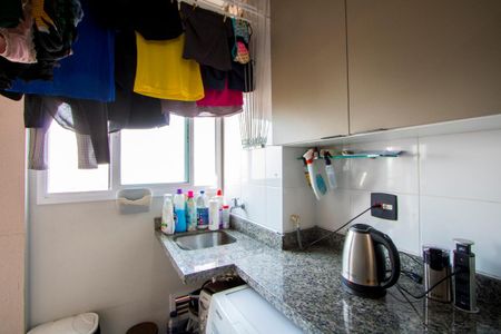 Apartamento à venda com 60m², 3 quartos e 2 vagasCozinha/Área de serviço