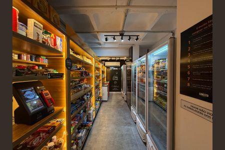 Studio à venda com 34m², 0 quarto e 1 vaga Studio à venda com 34m², 0 quarto e 1 vagaMercadinho