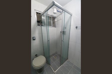 Apartamento para alugar com 65m², 2 quartos e sem vagaBanheiro