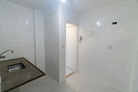 Apartamento para alugar com 65m², 2 quartos e sem vagaCozinha e Área de Serviço