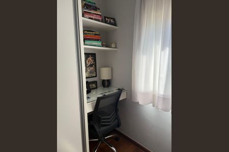 Apartamento à venda com 130m², 4 quartos e 3 vagasEscritório