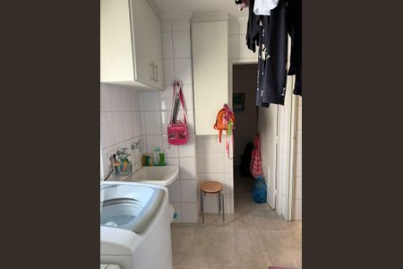 Apartamento à venda com 130m², 4 quartos e 3 vagasLavanderia