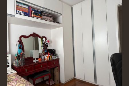 Apartamento à venda com 130m², 4 quartos e 3 vagasQuarto