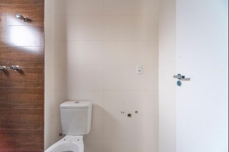 Apartamento para alugar com 60m², 2 quartos e 2 vagas Apartamento para alugar com 60m², 2 quartos e 2 vagasBanheiro da Suíte