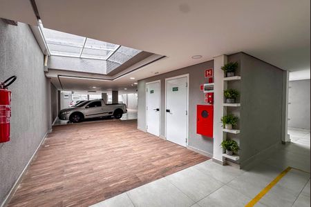 Apartamento para alugar com 60m², 2 quartos e 2 vagas Apartamento para alugar com 60m², 2 quartos e 2 vagasElevador e Escadas