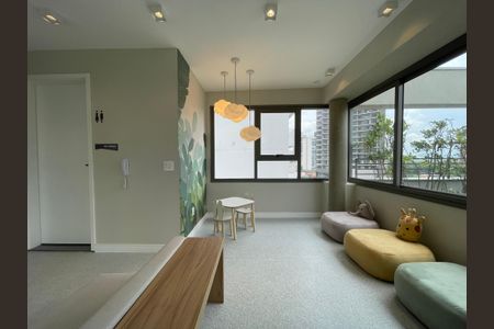 Studio para alugar com 32m², 1 quarto e 1 vaga Studio para alugar com 32m², 1 quarto e 1 vagaBrinquedoteca