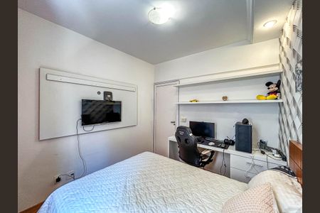 Apartamento à venda com 140m², 3 quartos e 2 vagas Apartamento à venda com 140m², 3 quartos e 2 vagasQuarto