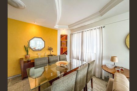 Apartamento à venda com 140m², 3 quartos e 2 vagas Apartamento à venda com 140m², 3 quartos e 2 vagasSala