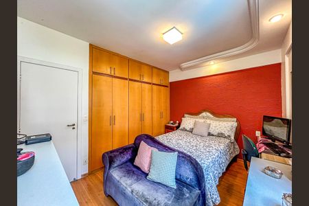 Apartamento à venda com 140m², 3 quartos e 2 vagas Apartamento à venda com 140m², 3 quartos e 2 vagasQuarto