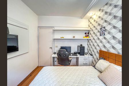 Apartamento à venda com 140m², 3 quartos e 2 vagas Apartamento à venda com 140m², 3 quartos e 2 vagasQuarto