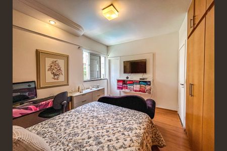 Apartamento à venda com 140m², 3 quartos e 2 vagas Apartamento à venda com 140m², 3 quartos e 2 vagasQuarto