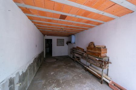 Casa para alugar com 240m², 2 quartos e 2 vagas Casa para alugar com 240m², 2 quartos e 2 vagasQuintal