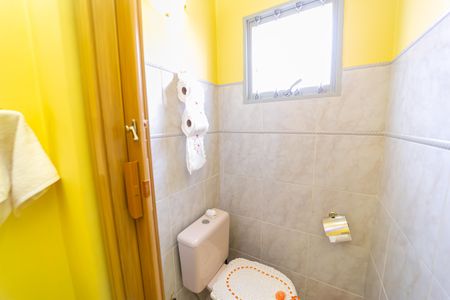 Casa para alugar com 240m², 2 quartos e 2 vagas Casa para alugar com 240m², 2 quartos e 2 vagasLavabo