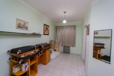 Casa para alugar com 240m², 2 quartos e 2 vagas Casa para alugar com 240m², 2 quartos e 2 vagasSuíte