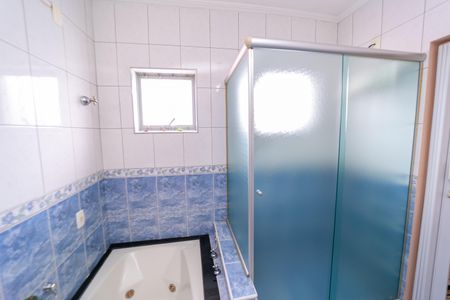 Casa para alugar com 240m², 2 quartos e 2 vagas Casa para alugar com 240m², 2 quartos e 2 vagasBanheiro da Suíte 2