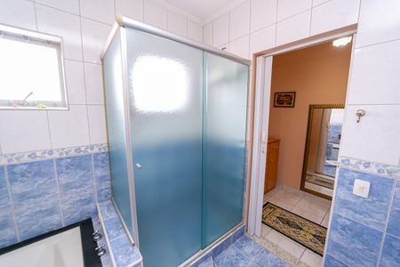 Casa para alugar com 240m², 2 quartos e 2 vagas Casa para alugar com 240m², 2 quartos e 2 vagasBanheiro da Suíte 2