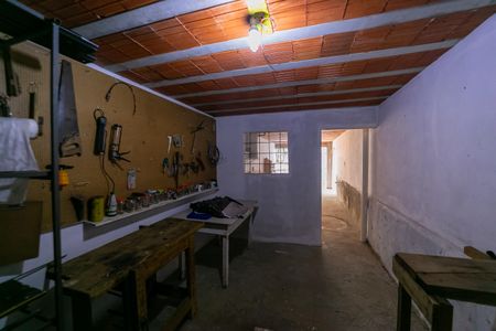 Casa para alugar com 240m², 2 quartos e 2 vagas Casa para alugar com 240m², 2 quartos e 2 vagasQuintal