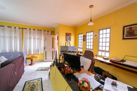 Sala de casa para alugar com 2 quartos, 240m² em Cangaiba, São Paulo