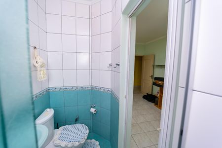 Casa para alugar com 240m², 2 quartos e 2 vagas Casa para alugar com 240m², 2 quartos e 2 vagasBanheiro da Suíte