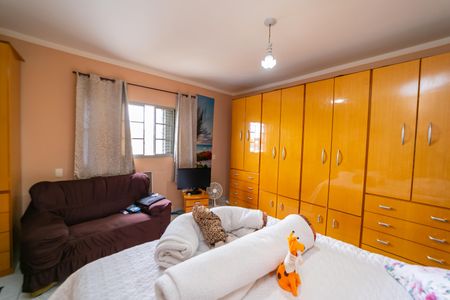 Casa para alugar com 240m², 2 quartos e 2 vagas Casa para alugar com 240m², 2 quartos e 2 vagasSuíte 2