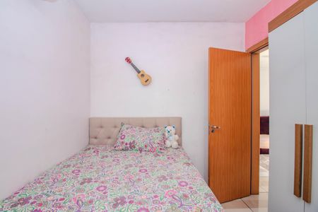 Quarto 1 de apartamento à venda com 2 quartos, 40m² em Jardim Dona Leopoldina, Porto Alegre