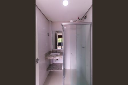 Banheiro de kitnet/studio para alugar com 1 quarto, 36m² em Parque da Mooca, São Paulo