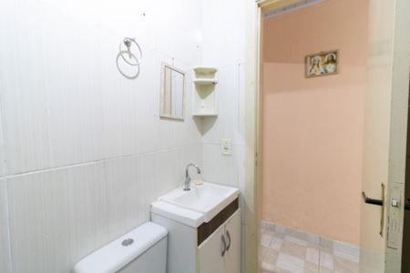 Casa à venda com 110m², 4 quartos e 2 vagas Casa à venda com 110m², 4 quartos e 2 vagasBanheiro 2