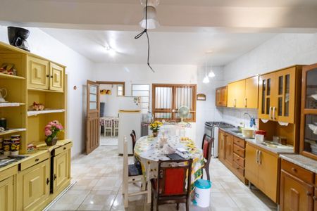 Casa à venda com 110m², 4 quartos e 2 vagas Casa à venda com 110m², 4 quartos e 2 vagasCozinha