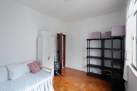 Quarto 2 de apartamento para alugar com 2 quartos, 54m² em Lourdes, Belo Horizonte