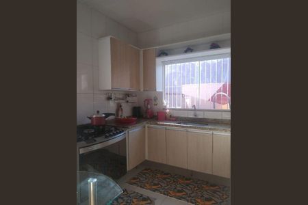 Cozinha de casa à venda com 4 quartos, 212m² em Itaipu, Niterói