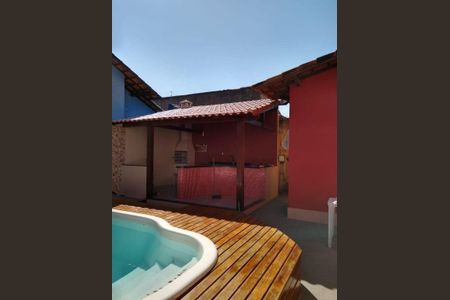 Casa à venda com 212m², 4 quartos e 2 vagasÁrea Externa