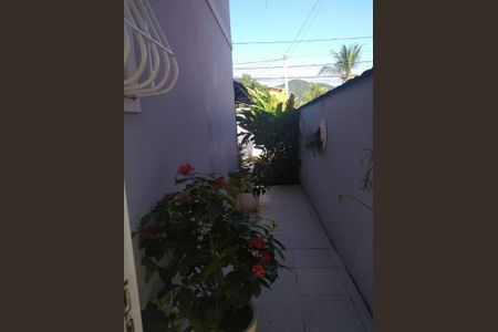 Casa à venda com 212m², 4 quartos e 2 vagasÁrea Externa