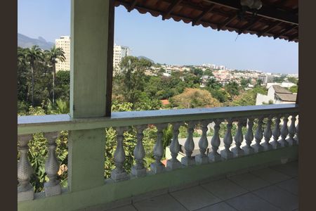 Casa para alugar com 100m², 2 quartos e 1 vaga Casa para alugar com 100m², 2 quartos e 1 vagaÁrea Externa