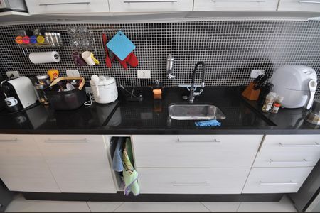 Apartamento à venda com 66m², 2 quartos e 2 vagasCozinha