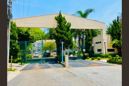 Casa de condomínio à venda com 247m², 3 quartos e 4 vagasFachada do condomínio