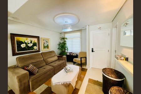 Casa de condomínio à venda com 247m², 3 quartos e 4 vagasSala