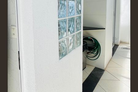 Casa de condomínio à venda com 247m², 3 quartos e 4 vagasÁrea de Serviço