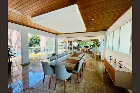 Casa de condomínio à venda com 247m², 3 quartos e 4 vagasSalão de Festas