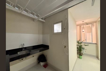 Apartamento à venda com 85m², 2 quartos e sem vagaÁrea de serviço