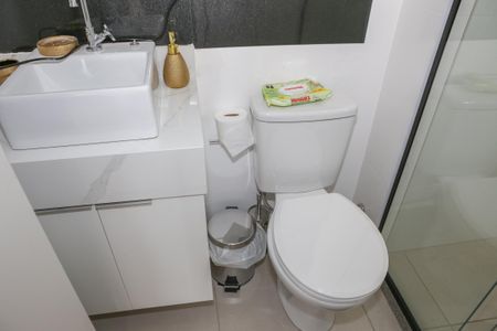 Apartamento para alugar com 27m², 1 quarto e sem vaga Apartamento para alugar com 27m², 1 quarto e sem vagaBanheiro da Suíte