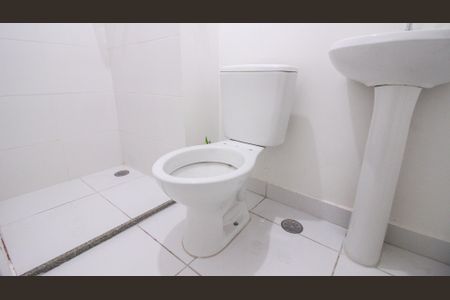 Apartamento para alugar com 43m², 2 quartos e sem vagaBanheiro